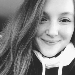 Meet your Posher, Katelyn